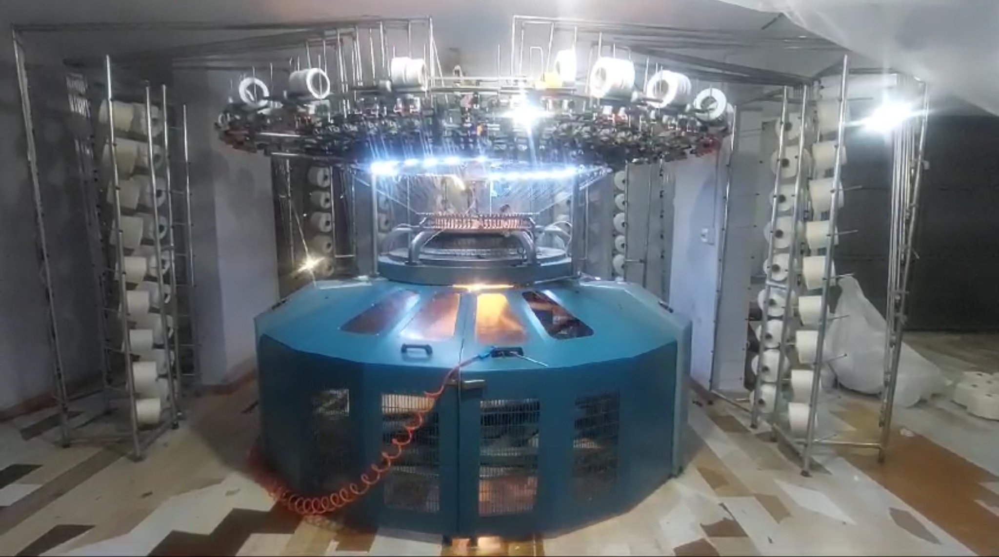 Wignoni 2011 model süprem . ويجنوني 2011 نموذج واحد جيرسي